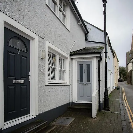Castle Cove - 1 Bedroom Apartment - Tenby Exterior photo