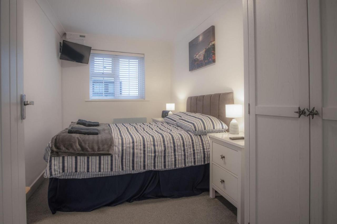 Castle Cove - 1 Bedroom - *